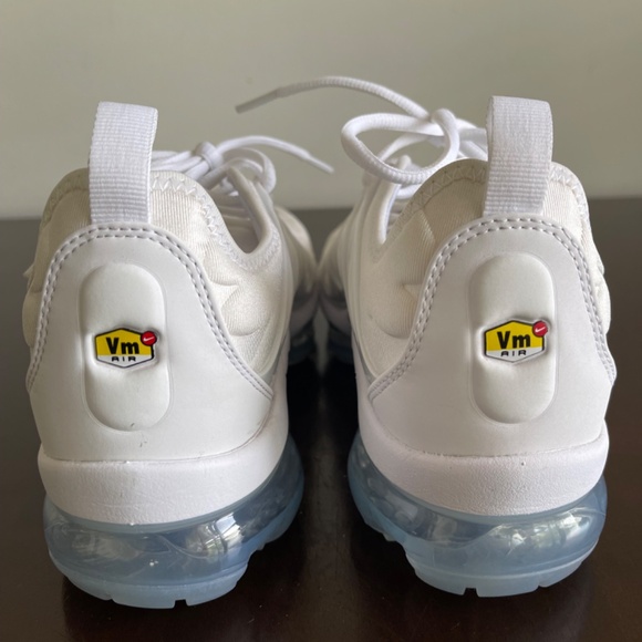 Men’s Nike Air VaporMax Plus Size 8 White - Picture 5 of 7